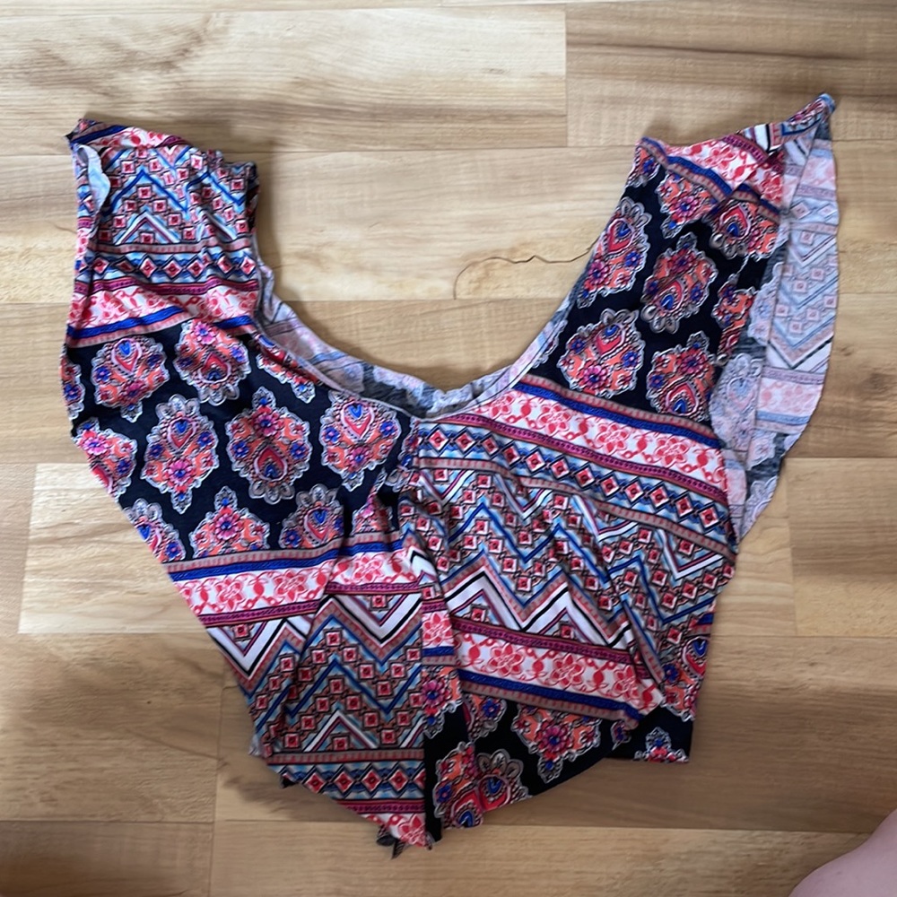 Crop top - Picture 2 of 3